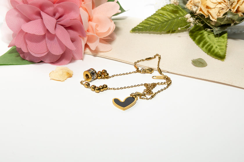 Noir Heart Bracelet