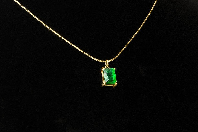 Emerald Pearl Necklace