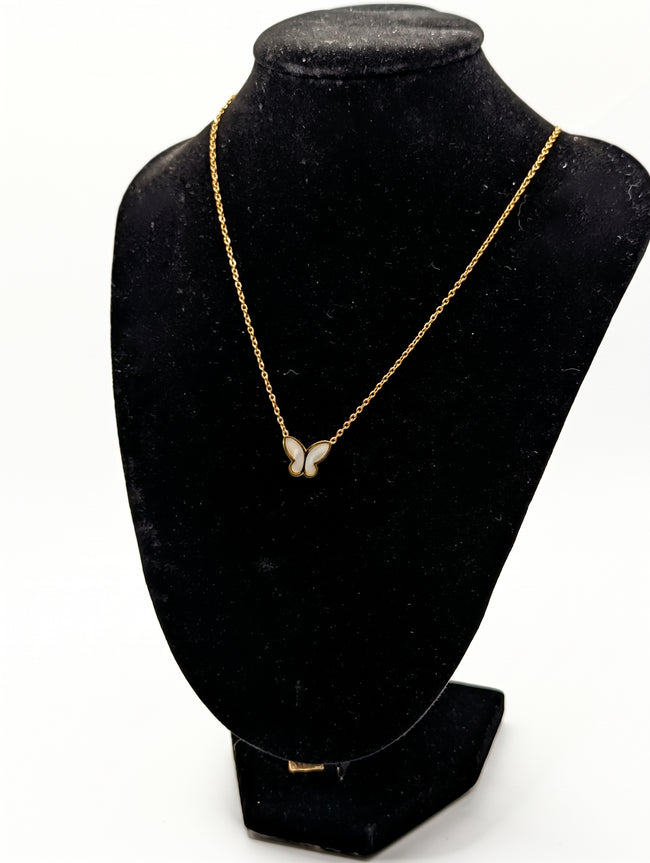 Soft Wing Necklace