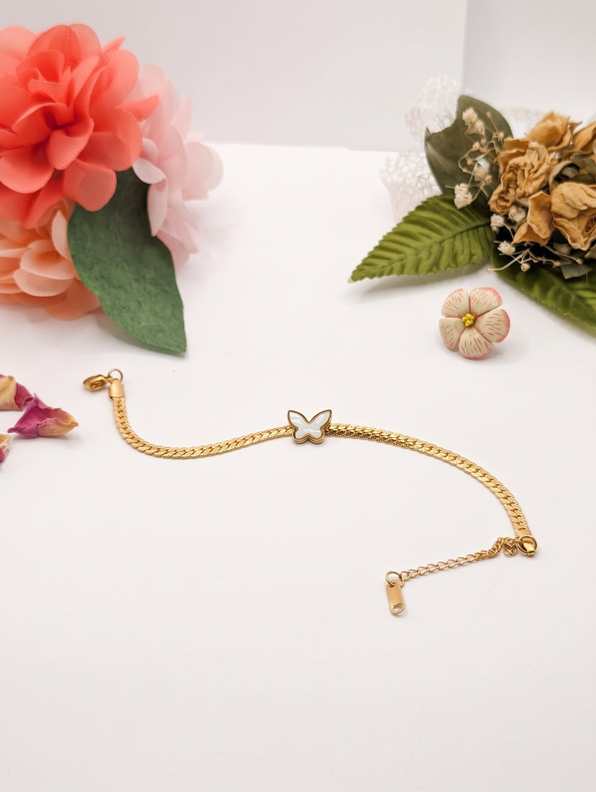 Ivory Wing Bracelet