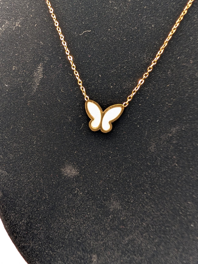 Soft Wing Necklace